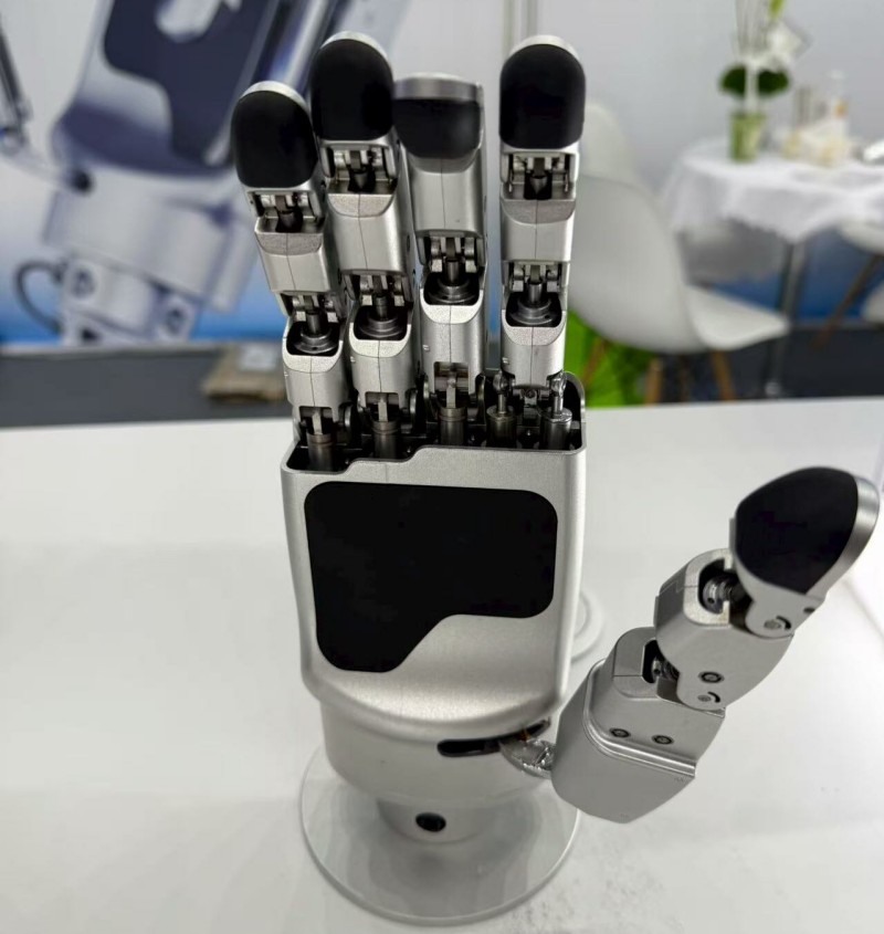 靈巧手CNC機加工:人形機器人具身智能的關鍵零部件制造方案