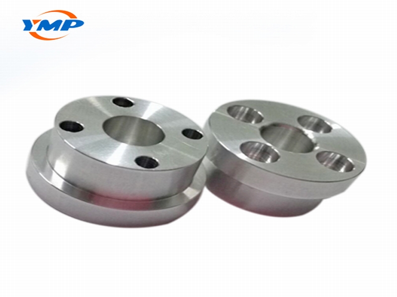 工業(yè)機(jī)器人電機(jī)外殼CNC加工