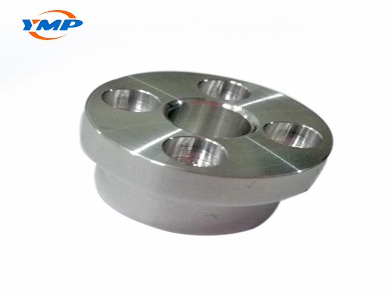 工業(yè)機(jī)器人電機(jī)外殼CNC加工